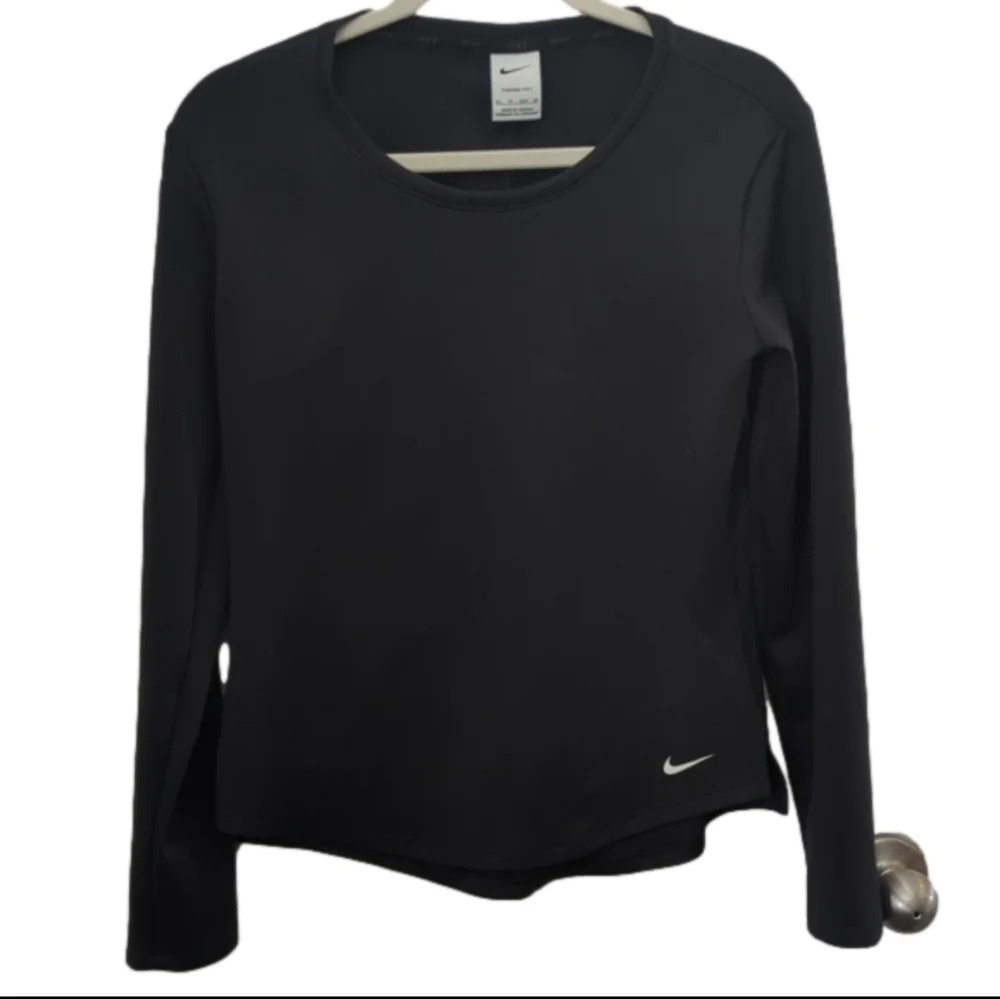 Nike women's thermal fit one top